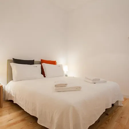 Flh Baixa Spacious 아파트 *